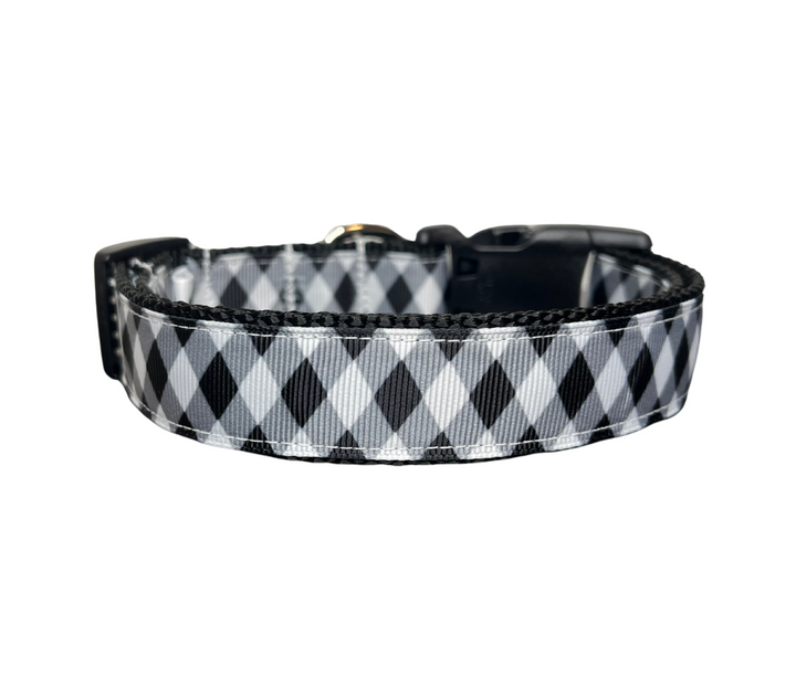 Black & White Plaid Collar