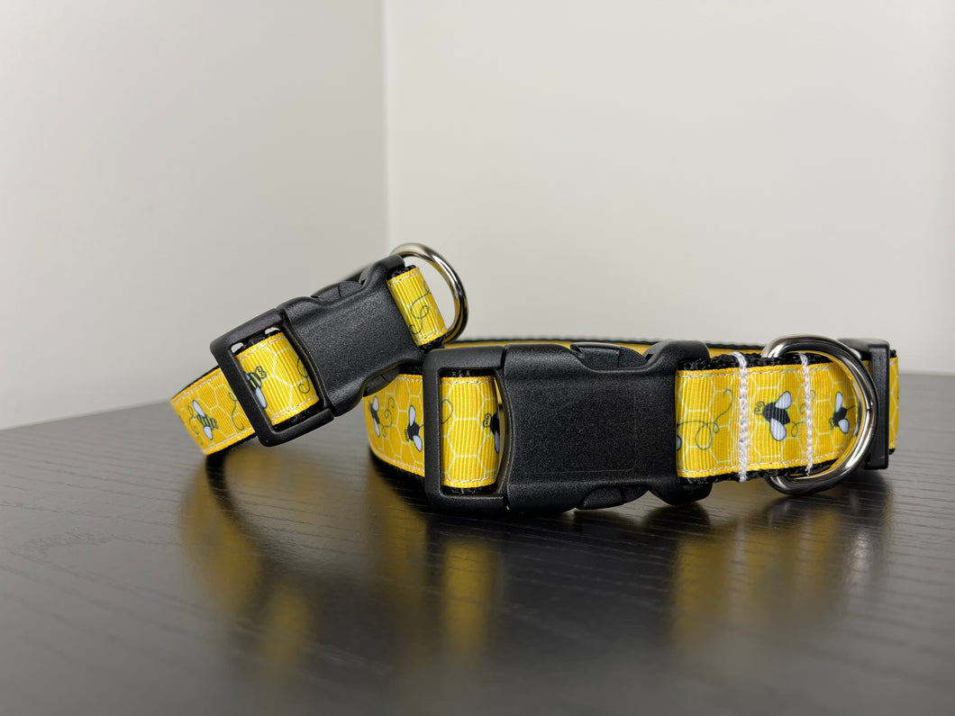The Busy Bee Collar