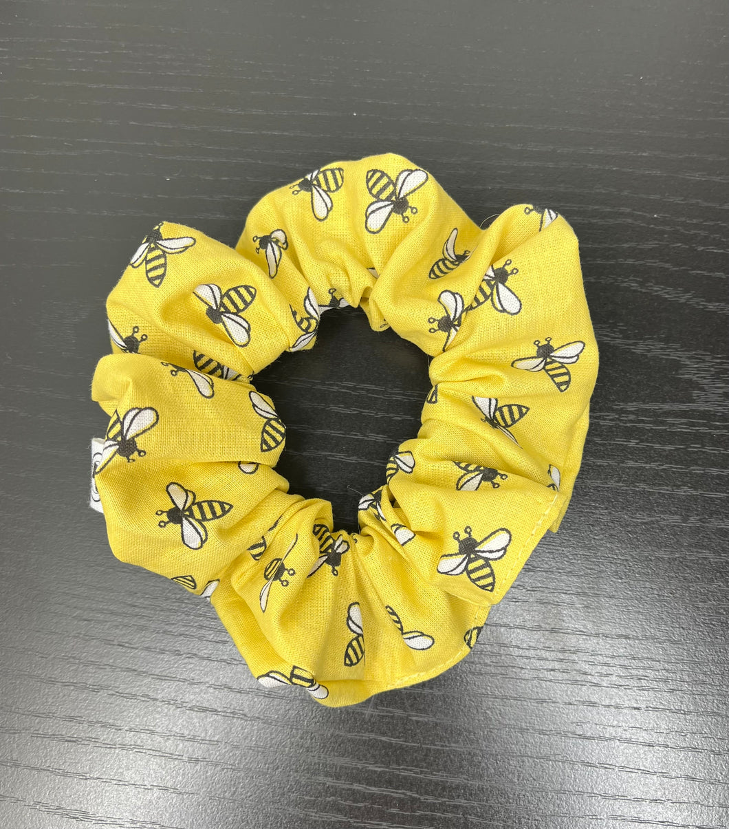 The Busy Bee Scrunchie